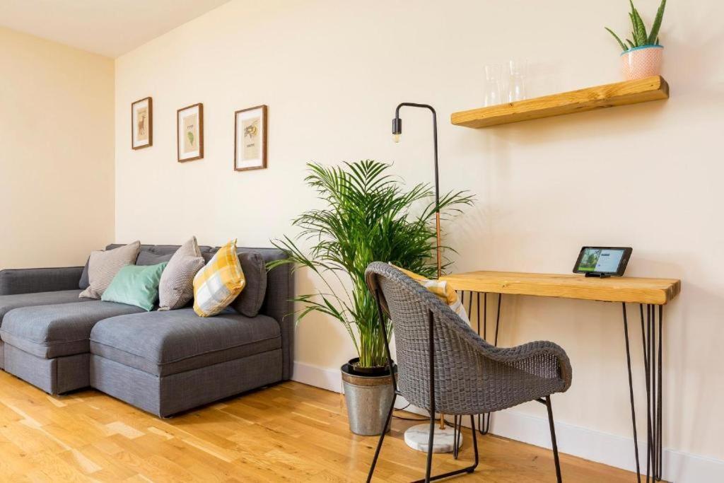 Panorama Apartments By Mesh Accommodation Short & Long Term Lets Ashford For Contractors Or Corporate Stays Luaran gambar