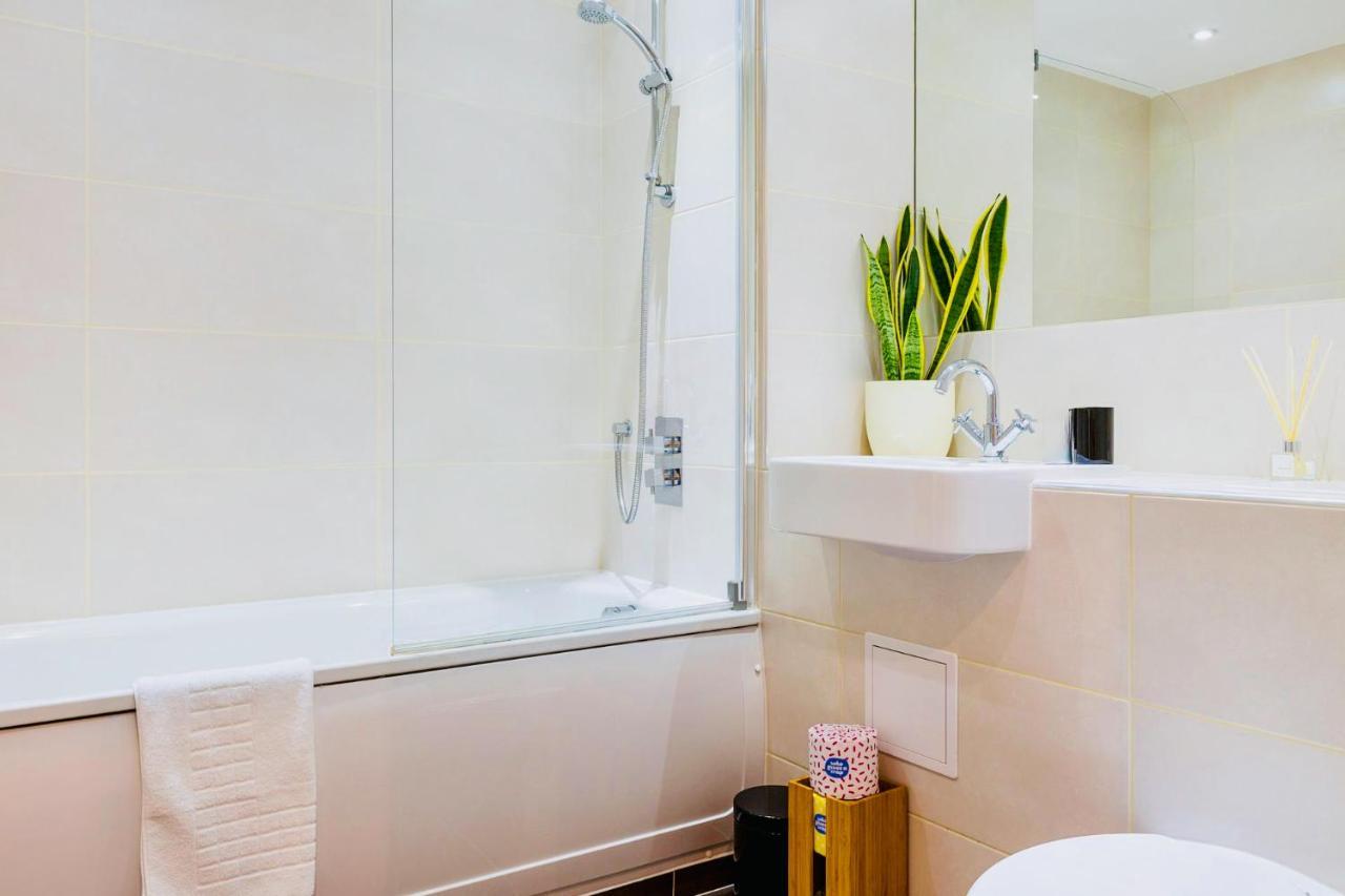 Panorama Apartments By Mesh Accommodation Short & Long Term Lets Ashford For Contractors Or Corporate Stays Luaran gambar